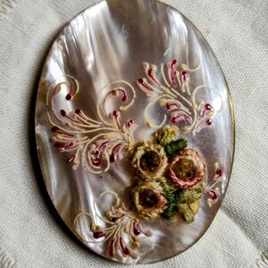 Embroidered Floral Mother-of-Pearl Oval Brooch - Pink & Cream